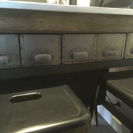 Les Machines De Jules, Hyper Centre