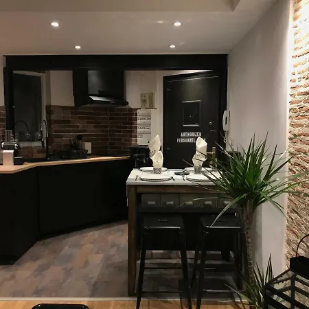 Les Machines De Jules, Hyper Centre Lägenhet *